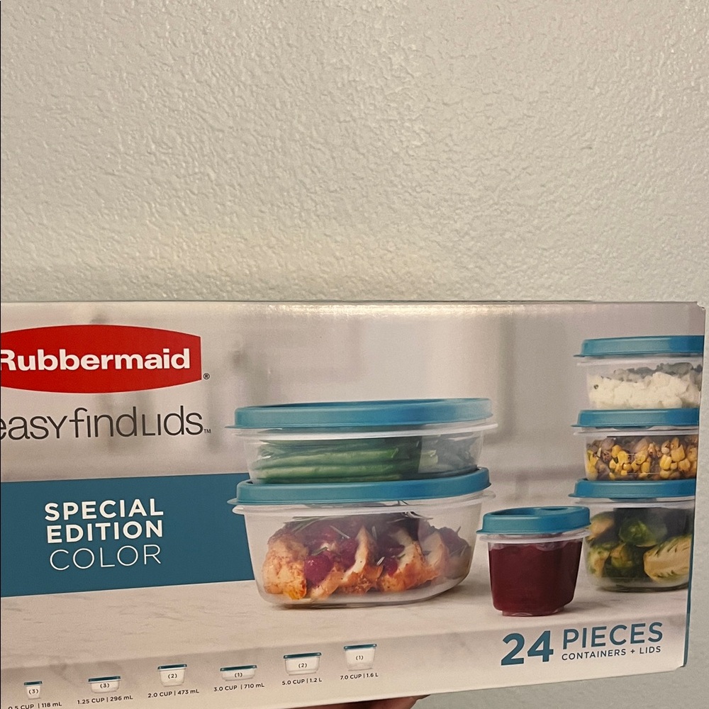 Rubbermaid Special Edition Blue Food Storage Set